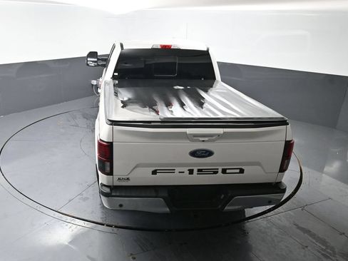 Used 2018 Ford F150 Lariat w/ FX4 Off-Road Package AWD/4WD image 16