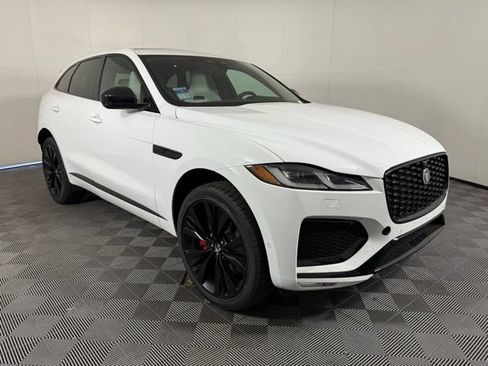 Certified 2026 Jaguar F-PACE R-Dynamic S AWD/4WD image 8