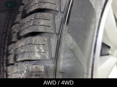 Used 2025 Honda CR-V LX image 11