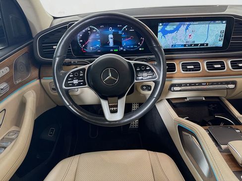 Used 2022 Mercedes-Benz GLS 450 4MATIC image 23