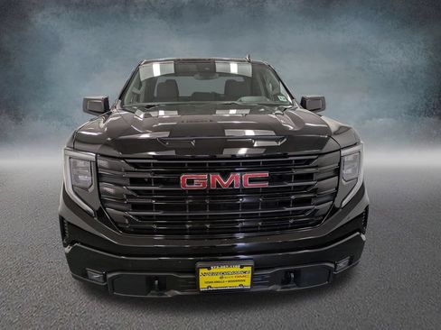 Used 2023 GMC Sierra 1500 Elevation AWD/4WD image 2