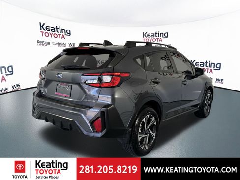 Used 2024 Subaru Crosstrek 2.0i Premium AWD/4WD image 5