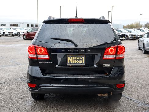 Used 2019 Dodge Journey SE image 5