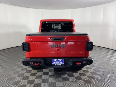 Used 2020 Jeep Gladiator Rubicon AWD/4WD image 9