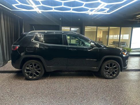 Used 2021 Jeep Compass Latitude AWD/4WD image 8