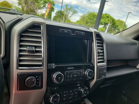 Used 2016 Ford F150 Lariat AWD/4WD image 27