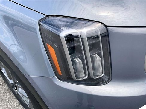 Used 2025 Kia Telluride LX FWD image 29