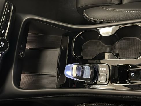 New 2026 Volvo XC40 B5 Plus w/ Climate Package image 19