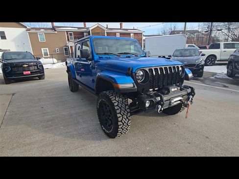 Used 2023 Jeep Gladiator Willys image 3