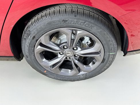 New 2026 Honda Accord EX-L image 36
