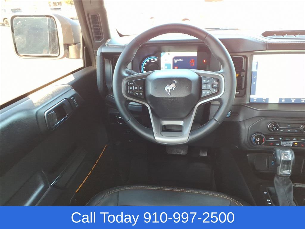 Used 2024 Ford Bronco Badlands w/ Sasquatch Package AWD/4WD image 12