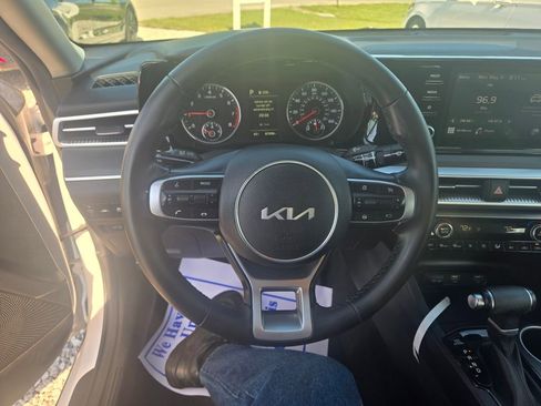 Used 2022 Kia K5 LXS AWD/4WD image 9