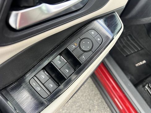 Certified 2023 Nissan Rogue SV w/ SV Premium B Package FWD image 21