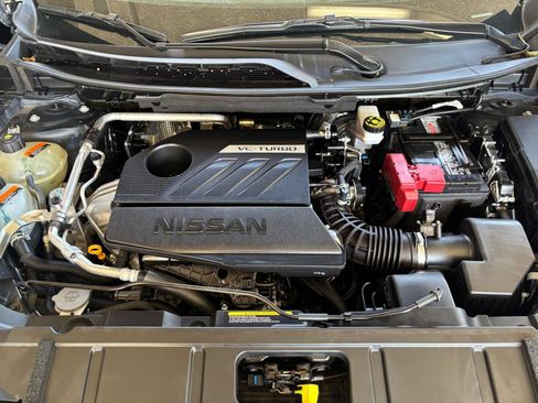 Used 2025 Nissan Rogue SV FWD image 34