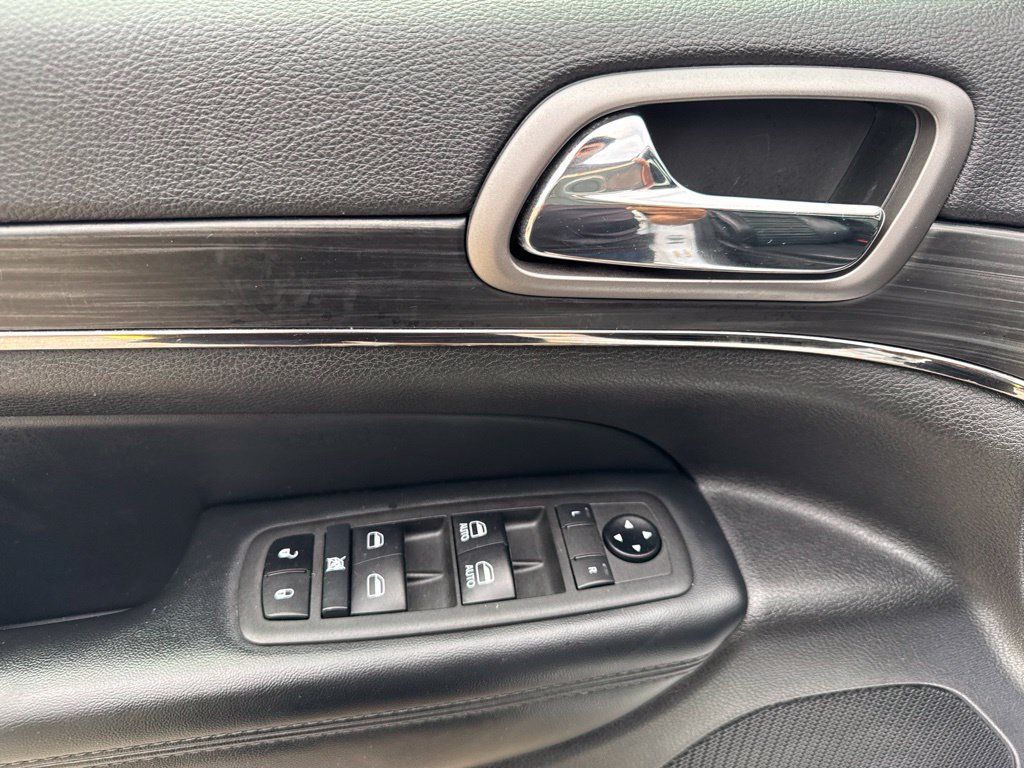 Used 2021 Jeep Grand Cherokee Limited X AWD/4WD image 13