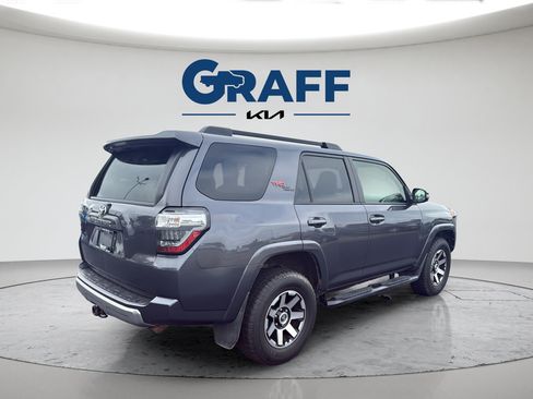 Used 2020 Toyota 4Runner TRD Off-Road Premium w/ Moonroof Package AWD/4WD image 8