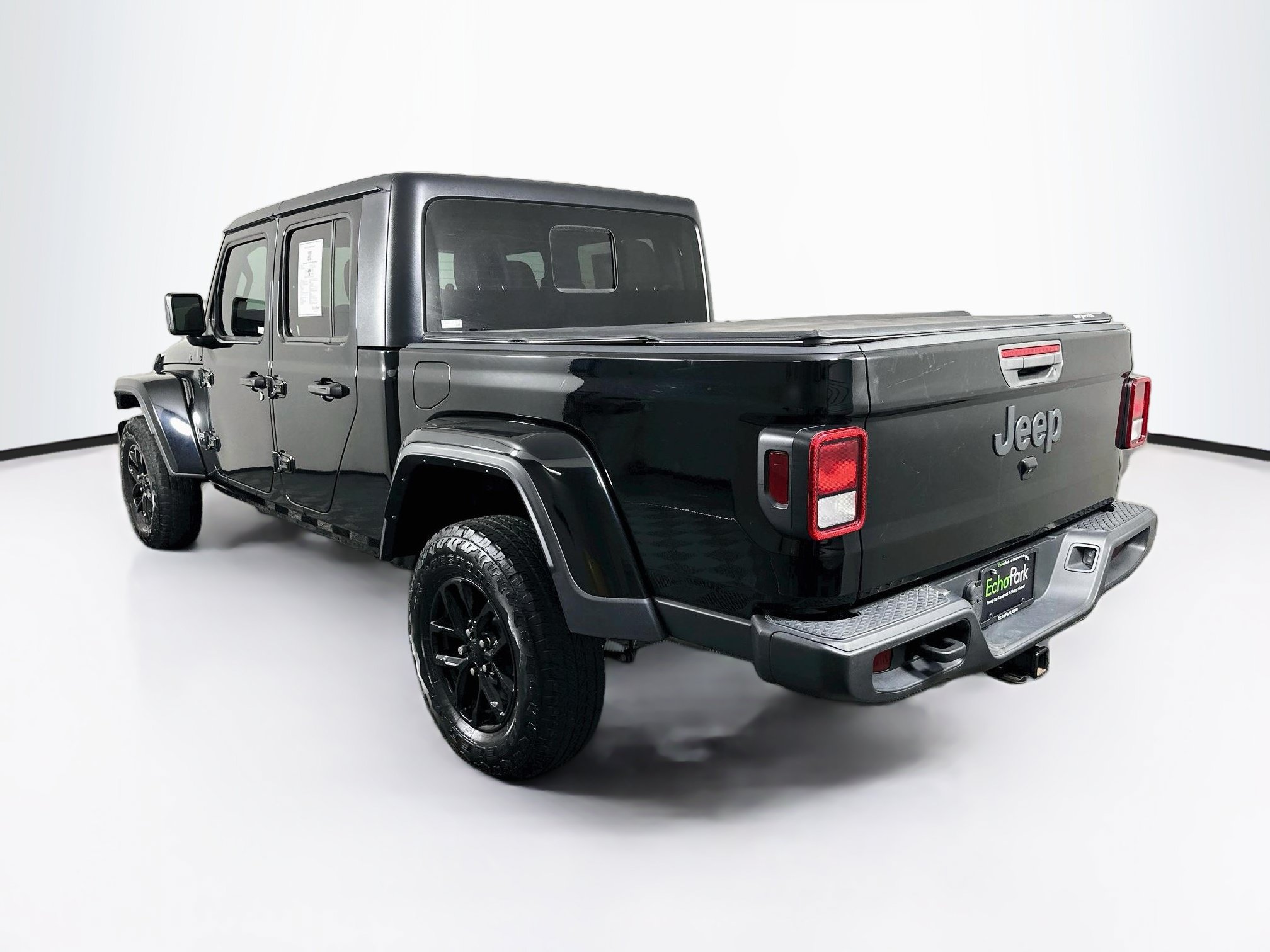 Used 2023 Jeep Gladiator Sport AWD/4WD image 5