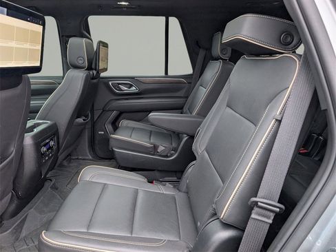 Used 2023 Chevrolet Tahoe Premier w/ Advanced Technology Package image 15