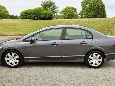 Used 2010 Honda Civic LX image 13
