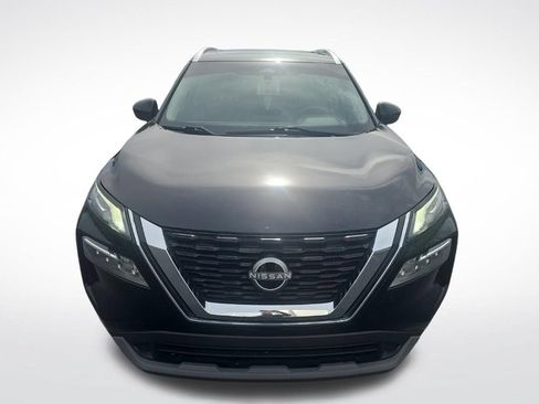 Used 2023 Nissan Rogue SV w/ SV Premium B Package FWD image 2