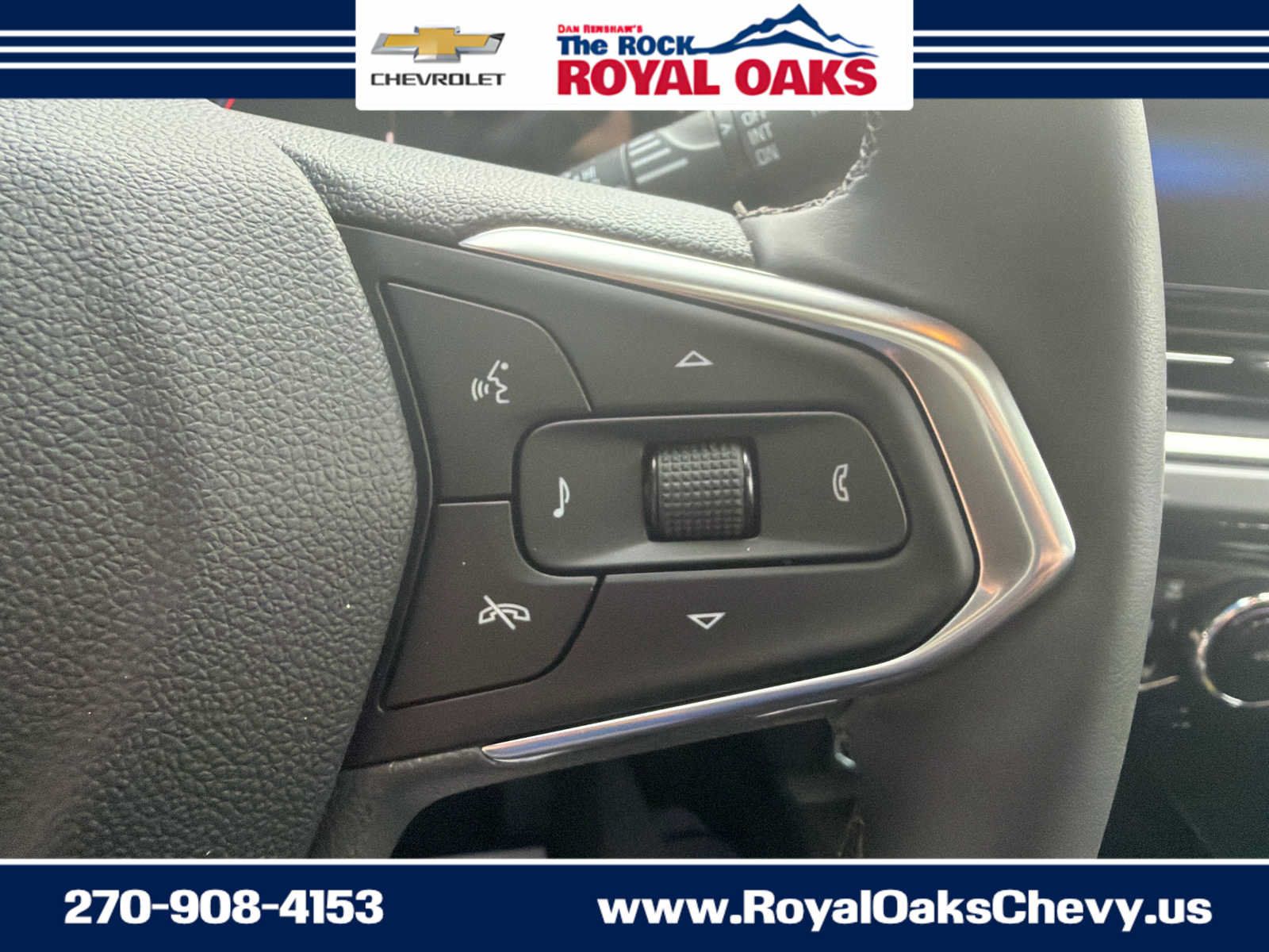 Used 2026 Chevrolet Trax ACTIV w/ Sunroof Package FWD image 16