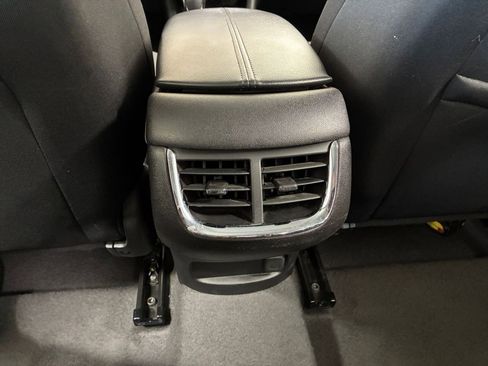 Used 2024 Chevrolet Malibu LT image 23