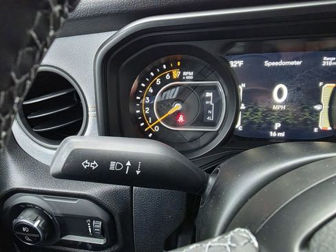 New 2026 Jeep Gladiator Sport AWD/4WD image 23