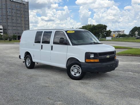 Used 2016 Chevrolet Express 2500 RWD image 1