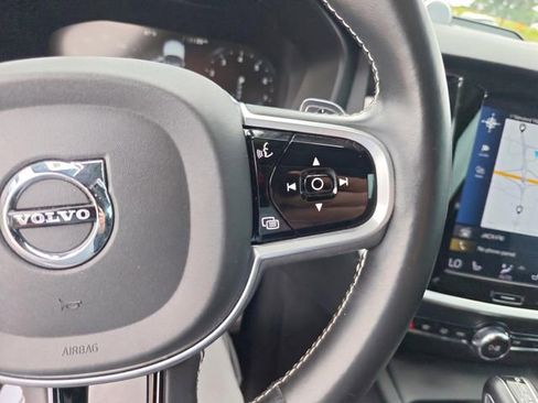 Used 2019 Volvo S60 T6 R-Design AWD/4WD image 32