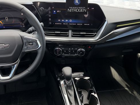 New 2026 Chevrolet Trax ACTIV w/ Sunroof Package image 15