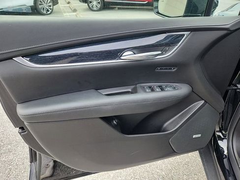 Used 2020 Cadillac XT5 Premium Luxury image 12