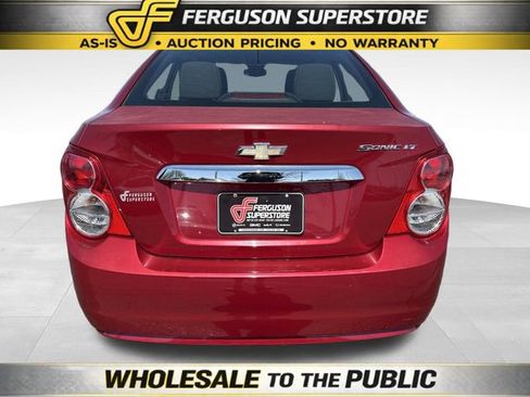 Used 2014 Chevrolet Sonic LT image 5