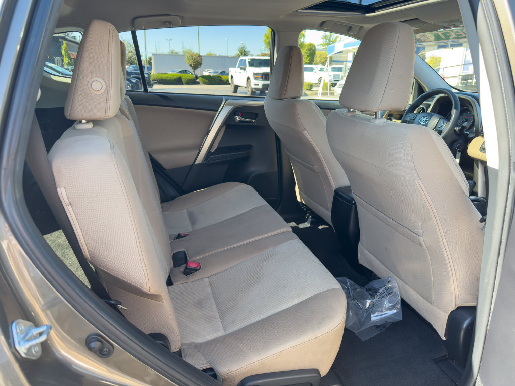 Used 2014 Toyota RAV4 XLE AWD/4WD image 11