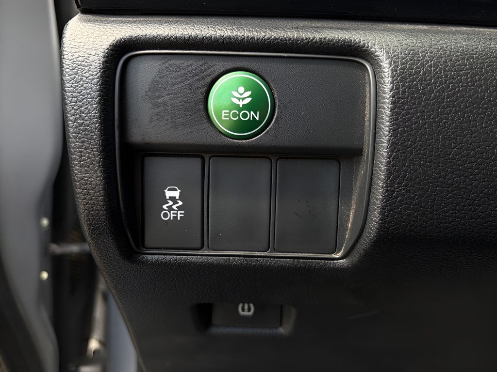 Used 2017 Honda Accord LX image 19