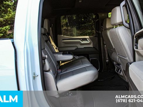 Used 2025 GMC Sierra 1500 SLT RWD image 18