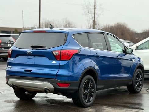 Certified 2019 Ford Escape SE image 41