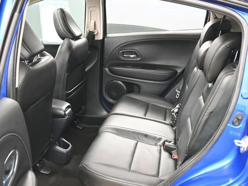 Used 2021 Honda HR-V EX-L image 28