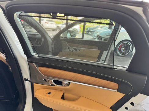 Used 2017 Volvo S90 T6 Inscription w/ Vision Package image 18