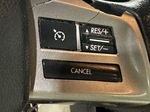 Used 2014 Subaru Crosstrek 2.0i Limited AWD/4WD image 18