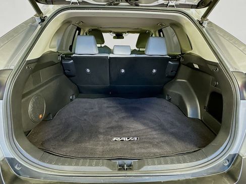 Certified 2019 Toyota RAV4 XLE Premium FWD image 26