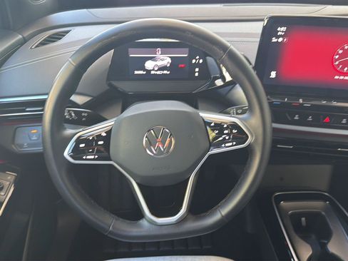 Used 2023 Volkswagen ID.4 Pro RWD image 17