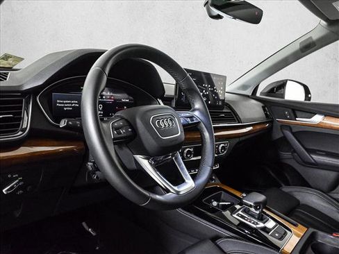 Used 2023 Audi Q5 2.0T Premium Plus w/ Premium Plus Package AWD/4WD image 10