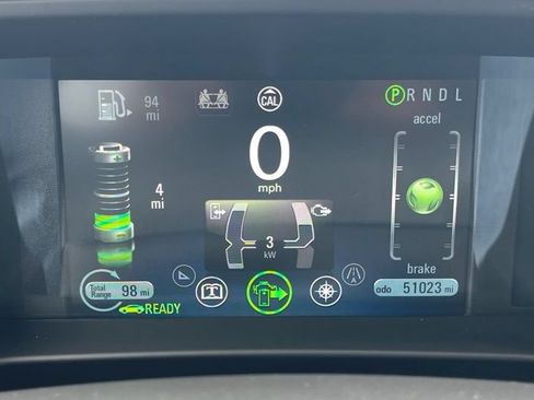 Used 2014 Chevrolet Volt FWD image 21