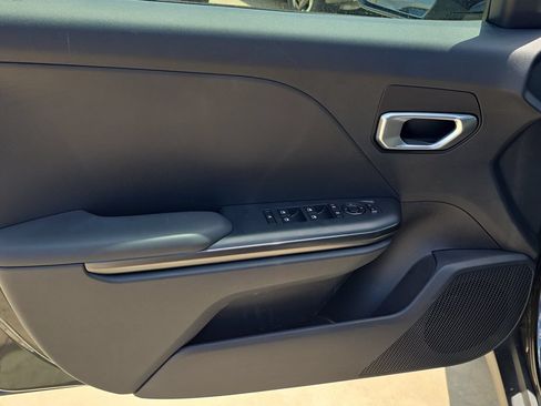 New 2026 Kia K4 FWD image 17