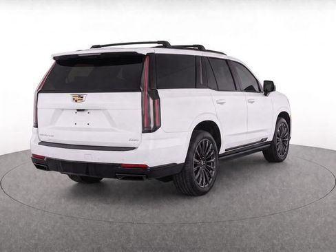 Used 2025 Cadillac Escalade Sport Platinum AWD/4WD image 3