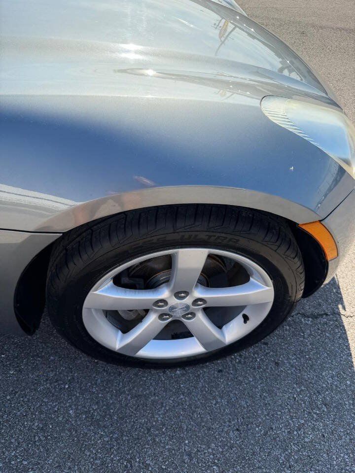Used 2006 Pontiac Solstice Convertible w/ Premium Package RWD image 38