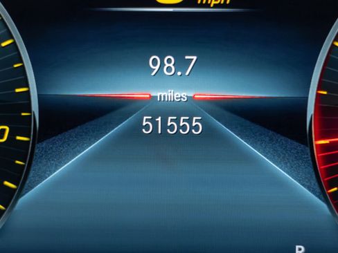 Used 2023 Mercedes-Benz E 350 4MATIC Sedan image 9