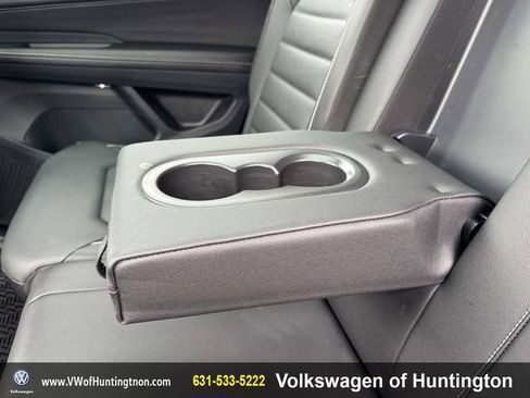 Certified 2025 Volkswagen Atlas SEL image 12