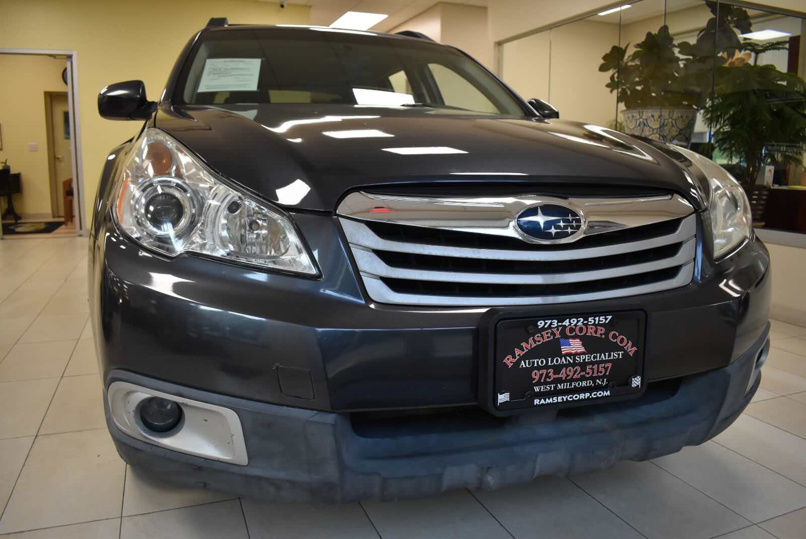 Used 2011 Subaru Outback 2.5i Premium w/ All-Weather Pkg AWD/4WD image 65