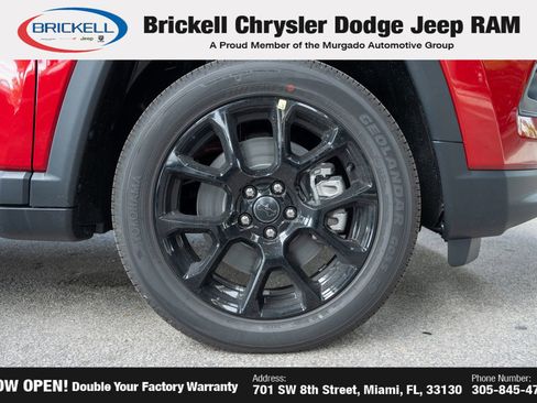 New 2026 Jeep Compass Latitude image 36